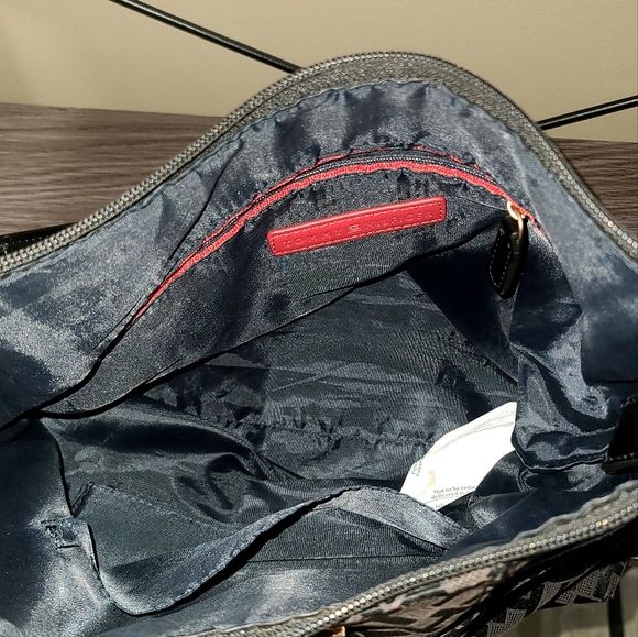 Tommy Hilfiger Purse - Picture 4 of 5